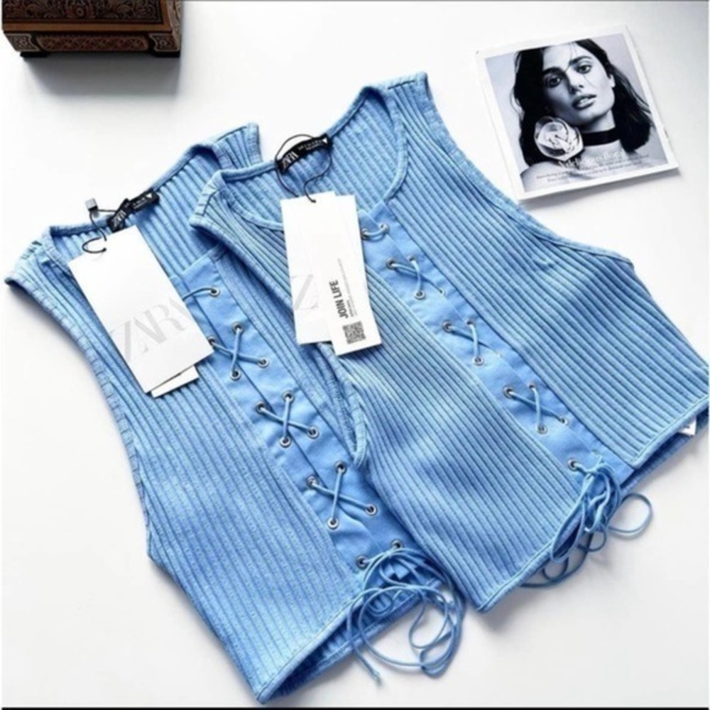 Zara Set 2 piece ribbed top and skirt 0858/818